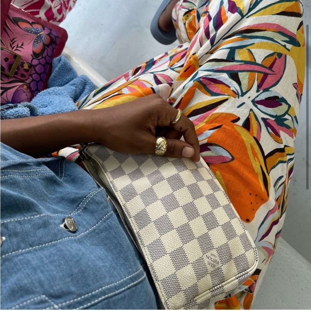 Louis Vuitton Bag - Picture 2 of 10